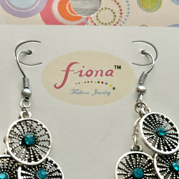 NWT Fiona Silver Tone Blue Rhinestone Chandelier Earrings Boho Statement - Picture 2 of 5